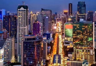 房价未来走向 别盼暴跌，趁早上车，稳住已是赢家